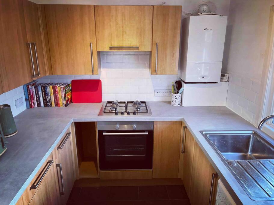 Chester/Handbridge Sleeps 9 + Netflix Hough Green Екстериор снимка