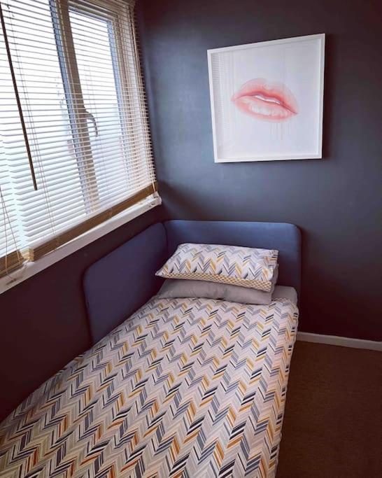 Chester/Handbridge Sleeps 9 + Netflix Hough Green Екстериор снимка